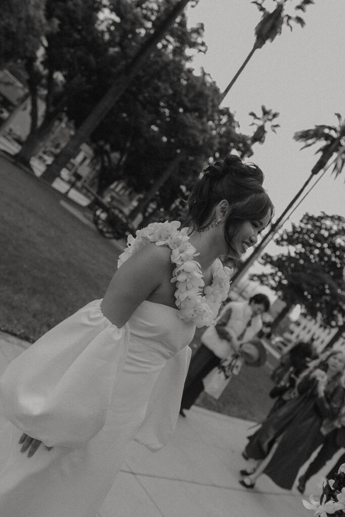 modern courthouse wedding with editorial and documentary couple