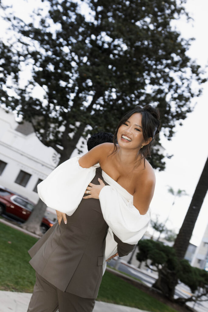 modern courthouse wedding with editorial and documentary couple
