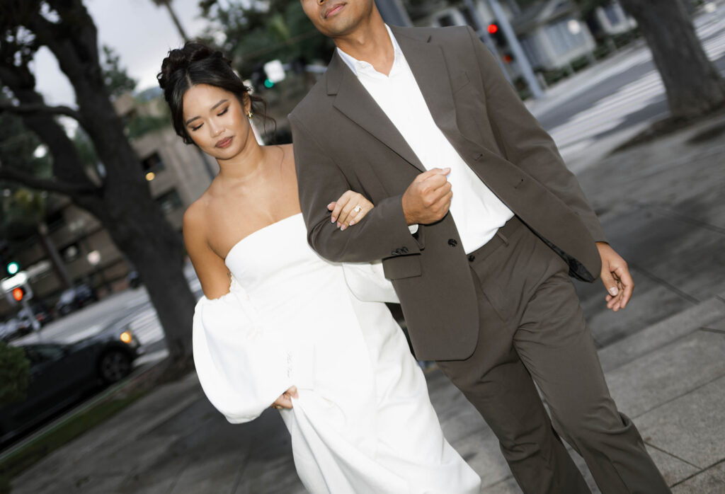 modern courthouse wedding with editorial and documentary couple