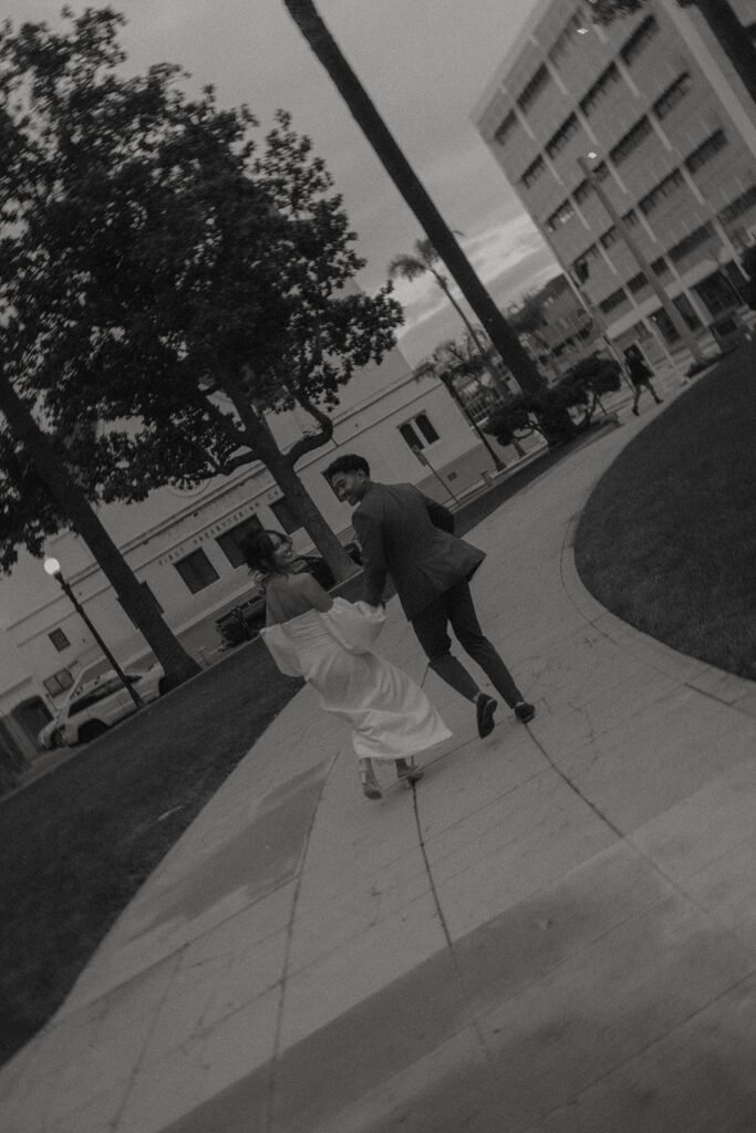 modern courthouse wedding with editorial and documentary couple