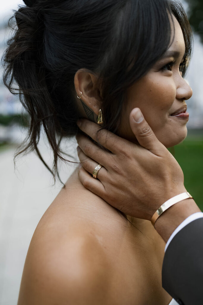 modern courthouse wedding with editorial and documentary couple